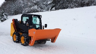 Sararita hidraulica pentru incarcatoare si tractoare